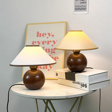 Carregar imagem no visualizador da galeria, Alan Table Lamp
