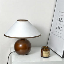 Carregar imagem no visualizador da galeria, Alan Table Lamp
