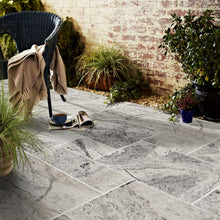 Carregar imagem no visualizador da galeria, Alaska Silver Travertine Pattern Tumbled Pavers - Full Truckload
