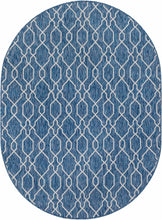 Carregar imagem no visualizador da galeria, Aldford Area Rug - Clearance
