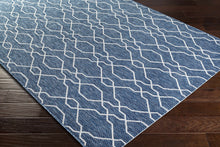 Carregar imagem no visualizador da galeria, Aldford Area Rug - Clearance
