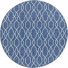 Carregar imagem no visualizador da galeria, Aldford Area Rug - Clearance
