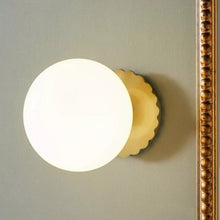 Load image into Gallery viewer, Amelia Wall Lamp
