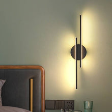Load image into Gallery viewer, Anwen Wall Lamp
