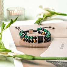 Carregar imagem no visualizador da galeria, Apollo’s Shield - Bracelet of Power
