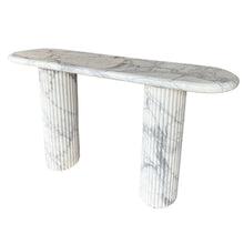 Carregar imagem no visualizador da galeria, Arabescato Carara Marble Fluted Legs Designer Console
