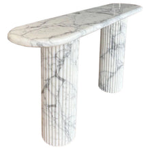 Carregar imagem no visualizador da galeria, Arabescato Carara Marble Fluted Legs Designer Console
