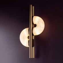 Carregar imagem no visualizador da galeria, Arya Alabaster Wall Lamp
