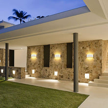 Load image into Gallery viewer, Avivah Wall Lamp
