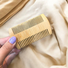 Carregar imagem no visualizador da galeria, Bamboo Beard Comb | Double-Sided

