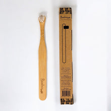 Carregar imagem no visualizador da galeria, Bamboo Cat Toothbrush
