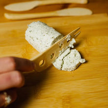 Carregar imagem no visualizador da galeria, Bamboo Cheese Knife Set
