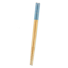 Carregar imagem no visualizador da galeria, Bamboo Chopsticks | Set of 2
