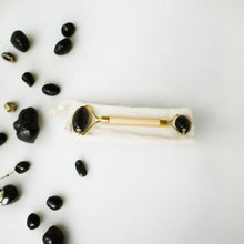Carregar imagem no visualizador da galeria, Bamboo Facial Roller
