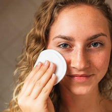 Load image into Gallery viewer, Bamboo Facial Rounds Holder
