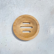 Load image into Gallery viewer, Bamboo Soap Lift | Round
