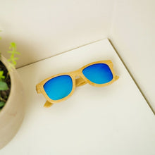 Load image into Gallery viewer, Bamboo Sunglasses
