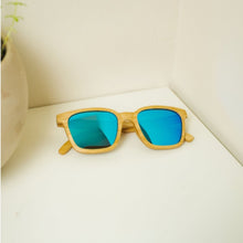 Load image into Gallery viewer, Bamboo Sunglasses
