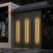 Load image into Gallery viewer, Baron Outdoor Wall Lamp
