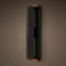 Load image into Gallery viewer, Barq Wall Lamp
