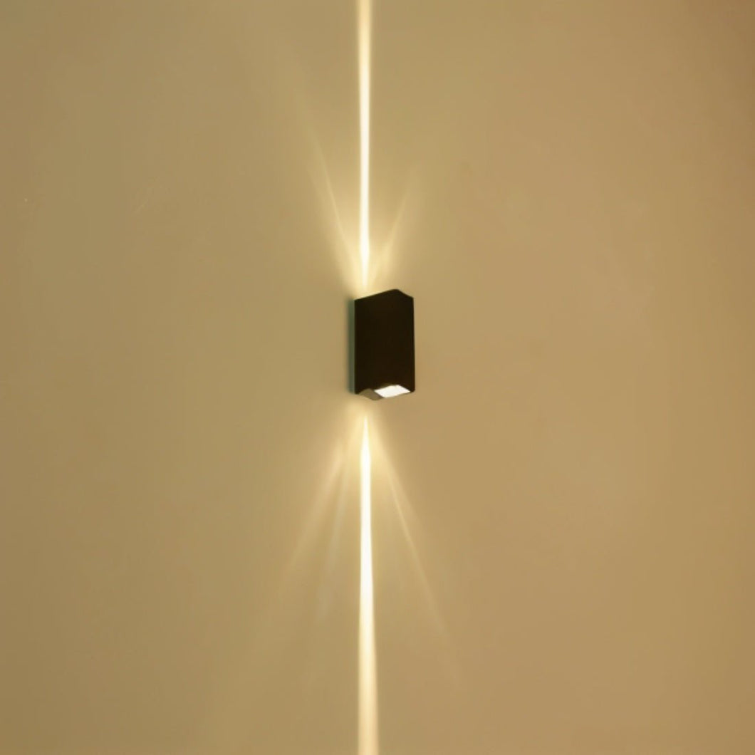 Beam Wall Lamp