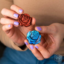 Carregar imagem no visualizador da galeria, Beautifully Unique - Blossoming Rose of Singularity
