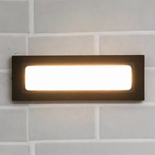 Cargar imagen en el visor de la galería, Bertram Step Light
