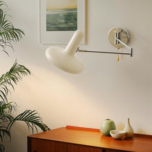 Carregar imagem no visualizador da galeria, Beverly Wall Lamp
