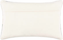 Cargar imagen en el visor de la galería, Bigaa Teal Medallion Throw Pillow
