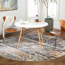 Carregar imagem no visualizador da galeria, Blackmoor Aztec Area Rug
