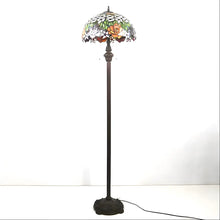 Carregar imagem no visualizador da galeria, Antique Tiffany Lamp Shades in Blooming Rose Glass
