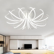 Carregar imagem no visualizador da galeria, Blossom Ceiling Light
