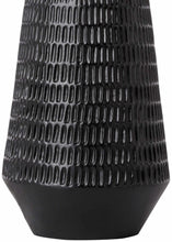 Load image into Gallery viewer, Berehomet Table Lamp
