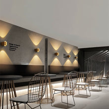 Load image into Gallery viewer, Branji Wall Lamp
