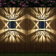 Cargar imagen en el visor de la galería, Bright and Durable Solar Lights for Backyard Illumination
