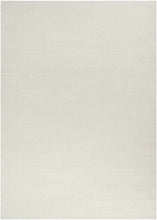 Carregar imagem no visualizador da galeria, Brockton Solid Light Beige Wool Rug
