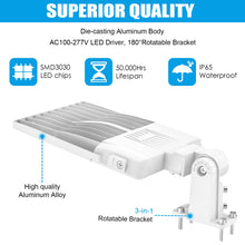 Cargar imagen en el visor de la galería, 200W LED Shoebox Light 5000K - Built in Dusk To Dawn Sensor - 100-277VAC - 31,348 Lumens
