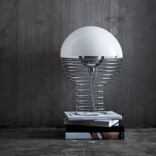 Carregar imagem no visualizador da galeria, Candor Table lamp

