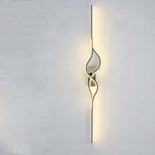 Carregar imagem no visualizador da galeria, Cassandra Wall Lamp
