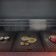 Cargar imagen en el visor de la galería, Cast Iron Plate x 3 – Turn Your Grill into a Griddle
