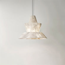 Cargar imagen en el visor de la galería, Cenatio Alabaster Pendant Light
