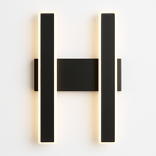 Load image into Gallery viewer, Clarice Wall Lamp
