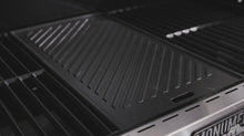Carregar imagem no visualizador da galeria, 96333 Cast Iron Cooking Plate

