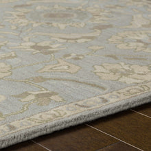 Cargar imagen en el visor de la galería, Copen Beige Floral Wool Rug
