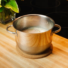 Cargar imagen en el visor de la galería, Cork Hot Plate
