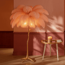 Carregar imagem no visualizador da galeria, Crest Floor Lamp
