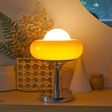 Load image into Gallery viewer, Crostata Table Lamp
