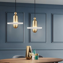 Cargar imagen en el visor de la galería, Csilla Alabaster Pendant Light
