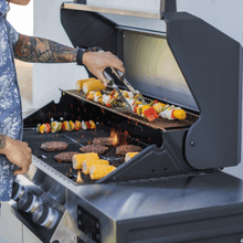 Load image into Gallery viewer, Denali 405 | Stainless Smart Tech Propane Gas Grill
