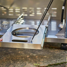 Load image into Gallery viewer, Denali 605Pro | Stainless Smart Propane Gas Grill
